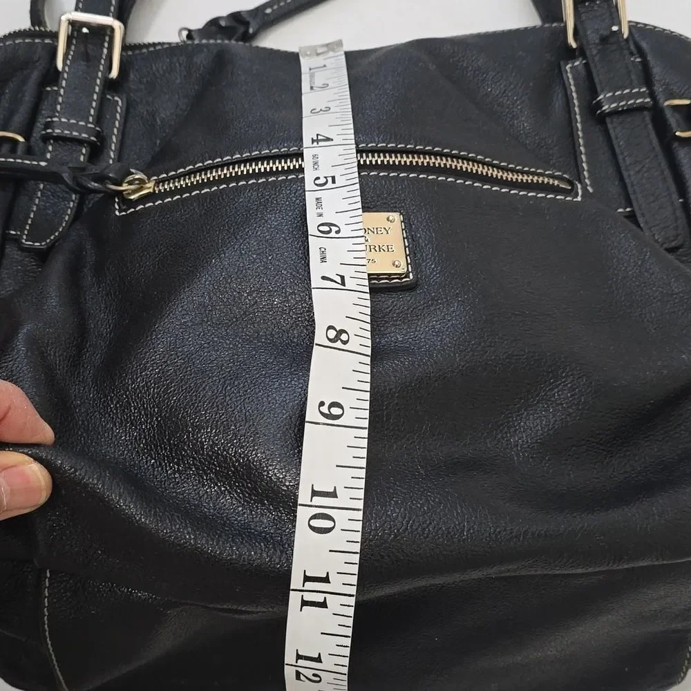 Dooney & Bourke Black Leather Women's Bag